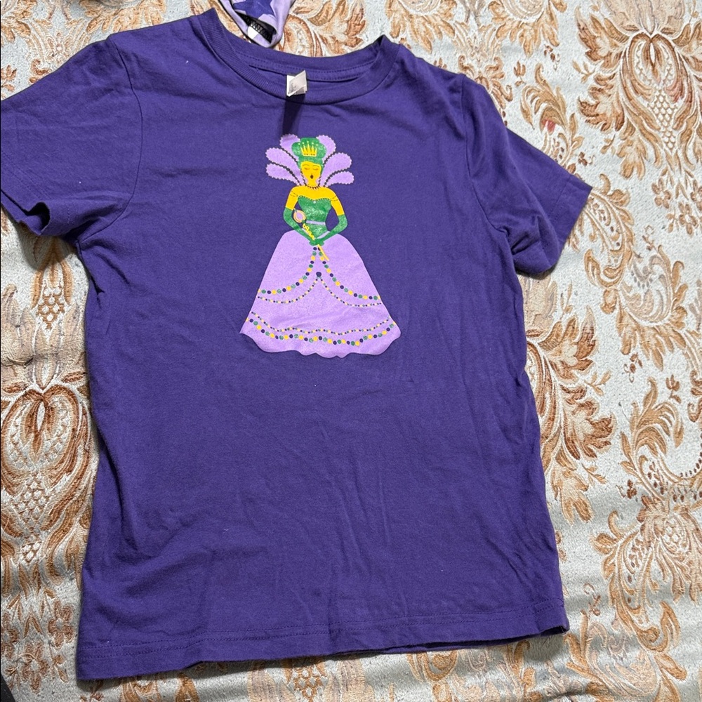 Mardi Gras Marie Antoinette Purple T-Shirt girls size youth small